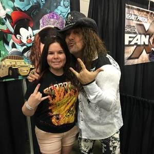 Meet your Posher, Sara